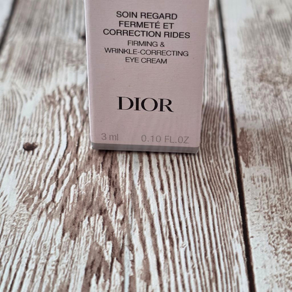 Dior Capture Totale Eye Cream One Size (3ml) - Picture 2 of 2